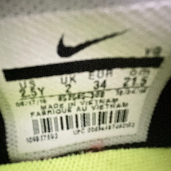 Nike Jr. HypervenomX Phade III TF (Electric Green/Black) turf shoes - Picture 9 of 9